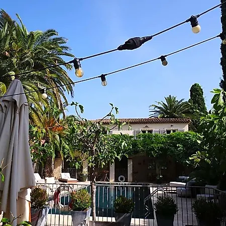 Pastis Saint-tropez 4* سانت ماكسيم