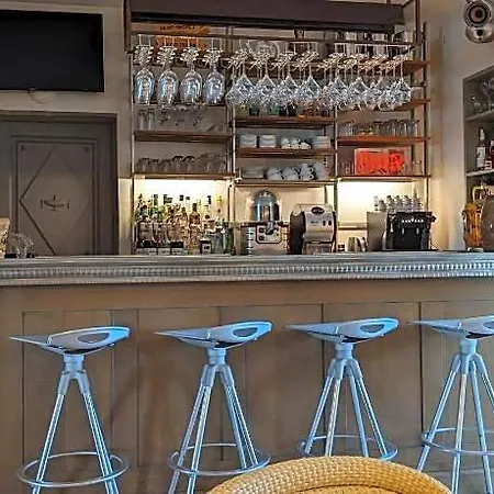 Pastis Saint-tropez 4* سانت ماكسيم